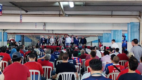 Asamblea de Cerro termina sin incidentes