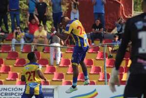 Capiatá se ubica a un punto de la cima - Fútbol de Ascenso de Paraguay - ABC Color