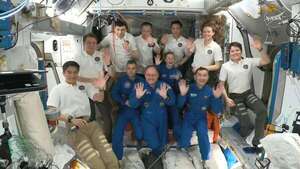 Crew-11 llega a la EEI: una misión clave hacia la Luna - Ciencia - ABC Color