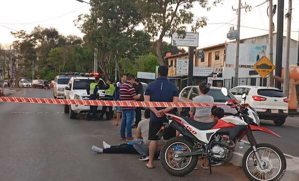 Joven motociclista fallece en Villa Elisa - Nacionales - ABC Color