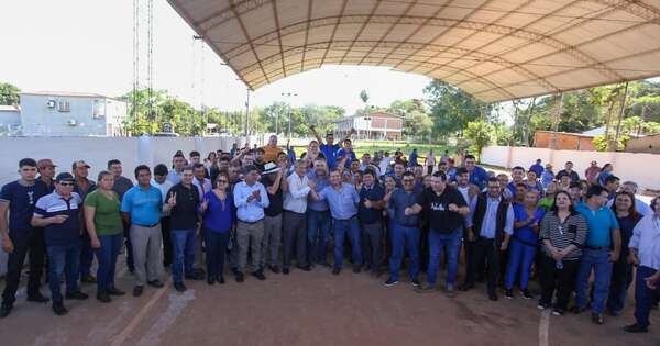 La Nación / Liberales de San Pedro sellan apoyo a la candidatura de Éver Villalba
