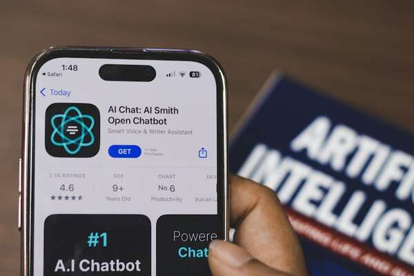 Los ‘chatbots’ a la carta: ¿con qué inteligencia artificial hablamos más? - Tecnología - ABC Color