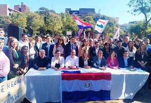 PLRA apoya a Kattya y al equipo de Prieto para las próximas municipales - Política - ABC Color