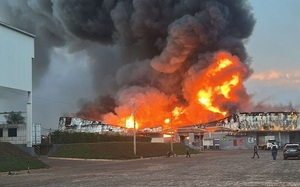 Incendio y gran magnitud y un guardia desaparecido en Luque