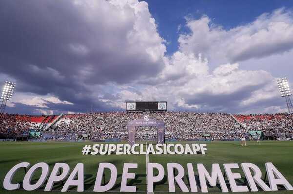 Olimpia y Cerro se enfrentan en el Este del país - trece