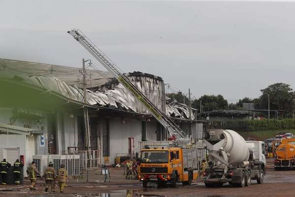 Empresa confirma que incendio se produjo durante trabajos de mantenimiento - Nacionales - ABC Color