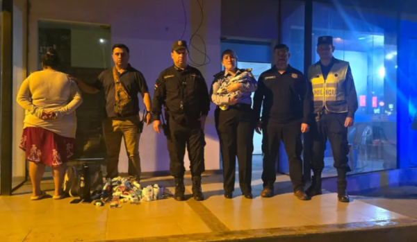 Mujer finge ayudar, dopa a una familia y rapta a un bebé en Villarrica