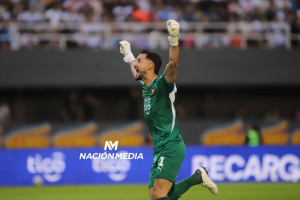 Versus / Alexis Martin Arias, el otro gran héroe de Cerro en el superclásico