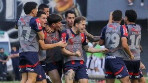 Cerro Porteño vuelve al triunfo en los superclásicos