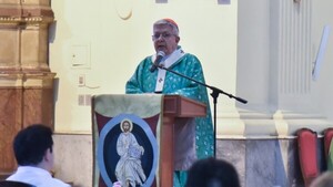 Cardenal pide denunciar lo que pisotea a la dignidad humana