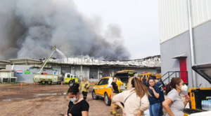 Dos hospitalizados tras el incendio en Luque