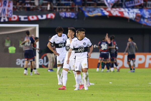 Versus / ¿Olimpia se baja temprano de la lucha por el título?