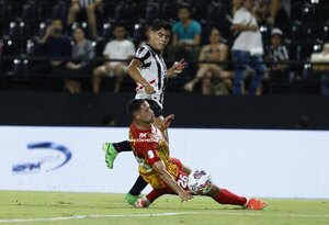 Versus / Ameliano intentará reaccionar ante un Libertad en alza