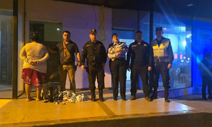 Villarrica: mujer se lleva a recién nacido tras dopar a su madre adolescente - OviedoPress