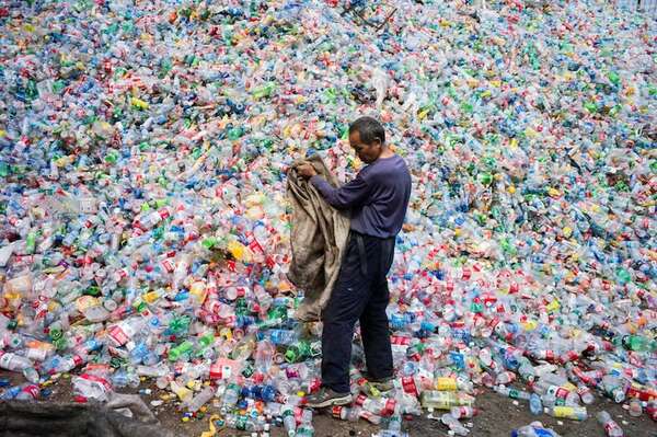 El impacto oculto del plástico: alertan sobre sus riesgos para la salud global - Ciencia - ABC Color