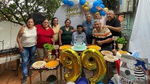 Abuelo contó que celebra 99 años gracias a la leche y el pucherazo