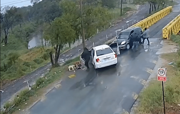 Grupo armado ataca a comerciante en ruta PY-12: Se llevan G. 100 millones