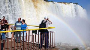 Turistas ya generaron USD 498,9 millones en primer semestre