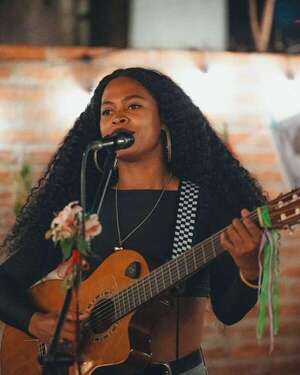 Música con alma caribeña: Azucena canta a viva voz en Asunción - Música - ABC Color