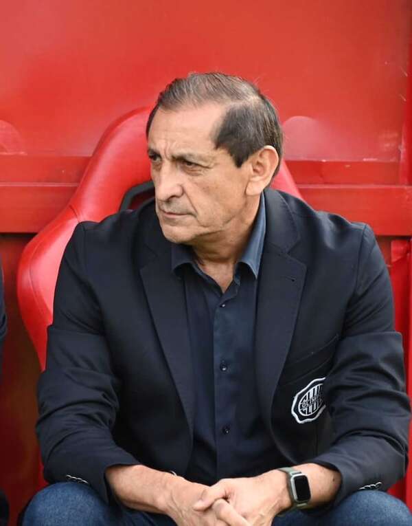 Extraña sensación de derrota para el Decano - Fútbol - ABC Color