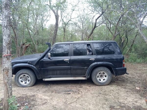 Hallan vehículo de argentino desaparecido en el Parque Nacional Cerro León - Policiales - ABC Color