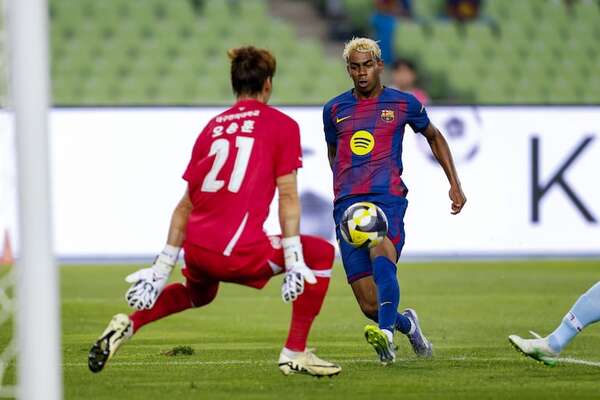 Los jóvenes se reivindican, en la pretemporada de Barcelona - Fútbol Internacional - ABC Color