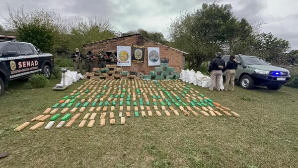 Detectan depósito narco e incautan más de una tonelada de marihuana en Ñeembucú
