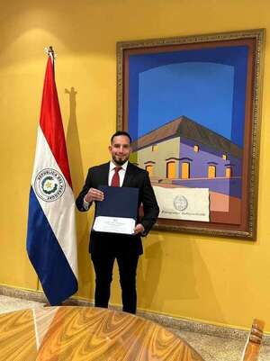 El compromiso del médico que reemplazaría a Derlis Rodríguez en Diputados - Política - ABC Color