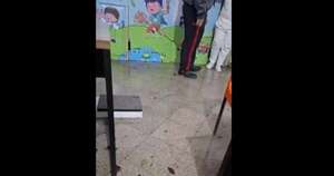 Diario HOY | Inundación en el Hospital de Barrio Obrero por colapso del desagüe