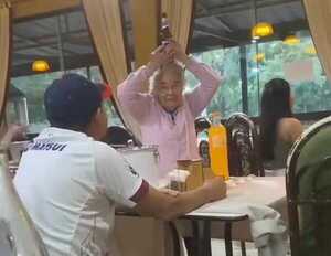 Popular / (VIDEO) ¡Mirá cómo festejó una abuelita la victoria de Cerro!