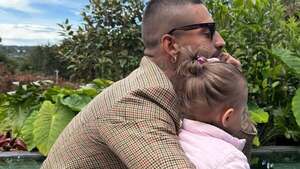 Maluma mostró el rostro de su pequeña hija París