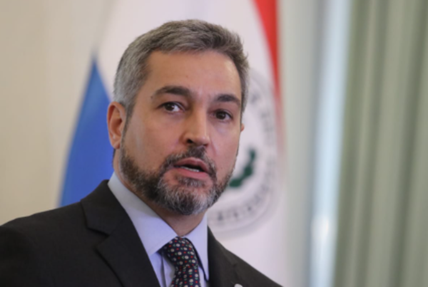 Fiscalía abre causa preliminar contra Mario Abdo por supuesta cuenta offshore