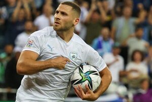 Versus / Club alemán descarta fichar a futbolista israelí por las protestas de los hinchas