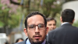 Nuevo diputado: "Como médico tengo que estar comprometido en la lucha por la salud pública"