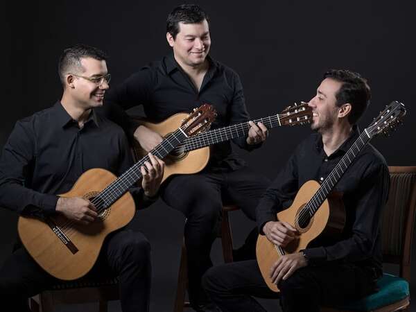 Guitarra clásica en foco: encuentro académico y musical en el CEMTA - Música - ABC Color