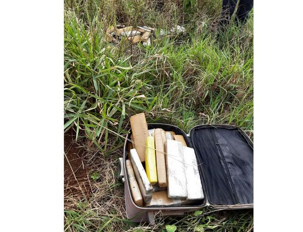 Popular / Ecuentran 55 kilos de macoña en un patio baldio de la "Terraza"