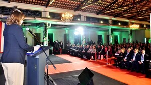 AFD se enfocará en financiar proyectos verdes y obras viales
