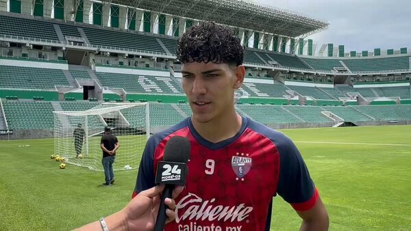 Versus / Allan Wlk estrena su cuenta goleadora en México