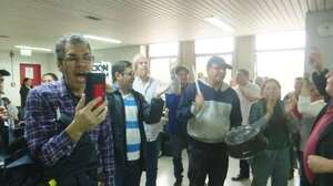 Asunción: Sin 3.000 funcionarios, podrían reestructurar la deuda, dice interventor - Nacionales - ABC Color