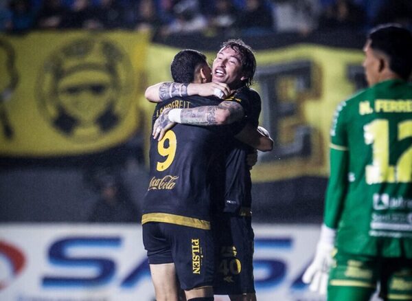 Versus / ¡La dupla del momento! La gran racha de Fernández-Ramírez en Guaraní