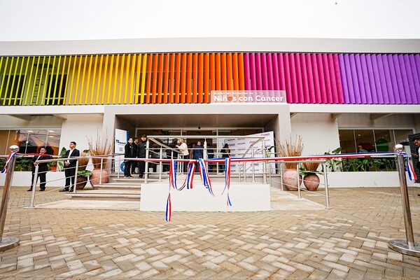 Inauguran primer centro de atención integral para niños con cáncer • PARAGUAY TV