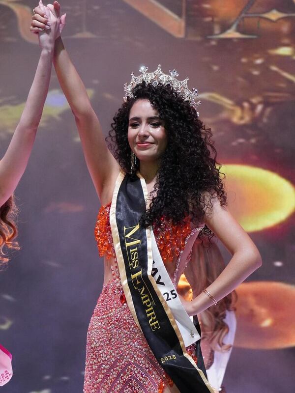 La paraguaya Belén Ramírez es Miss Empire International 2025 - Gente - ABC Color