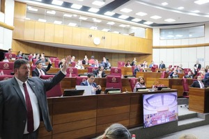 Senado aprueba con modificaciones ley de protección de datos y remite a Diputados