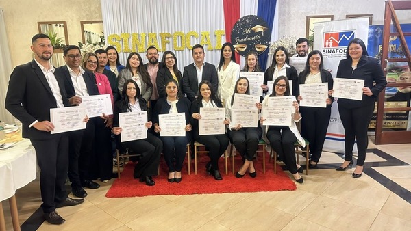 Celebran la graduación de 21 nuevos instructores técnicos formados por el Sinafocal en Mallorquín - ADN Digital
