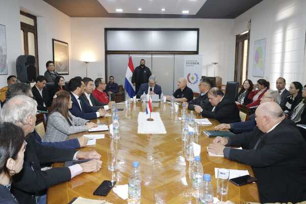 Articulan el fortalecimiento del Plan Nacional de Pueblos Indígenas • PARAGUAY TV