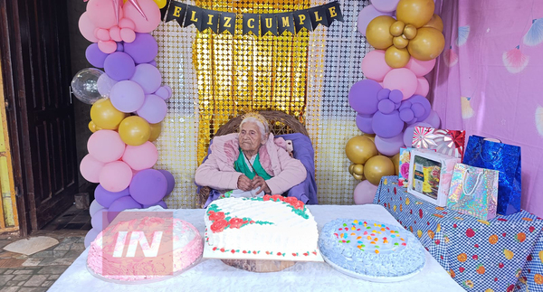 DOÑA TRÁNSITA CÁCERES CELEBRA 101 AÑOS DE VIDA RODEADA DE SU FAMILIA EN CAMBYRETÁ