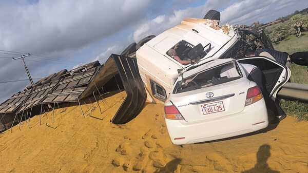 Reportan tres fallecidos en accidente sobre ruta PY03
