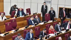 Con polémico artículo para “blindaje”, aprueban Ley de Protección de Datos Personales