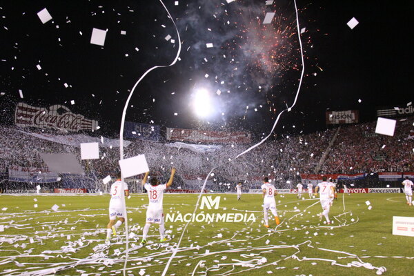 Versus / Nacional recuerda con orgullo la noche mágica de su primera final de Libertadores