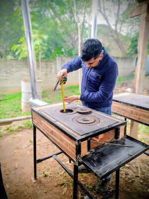 Continúa acompañamiento de construcción de cocinas Tatá Pirirí en comunidades rurales